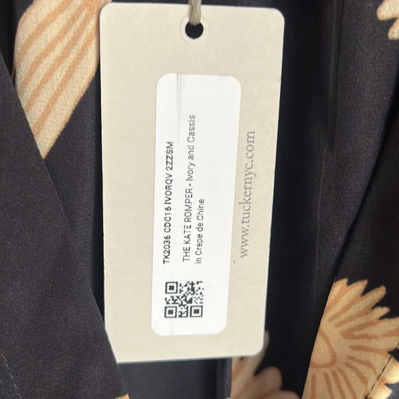 NEW tucker the kate silk romper - ivory and cassis in crepe de chine - Picture 7 of 15